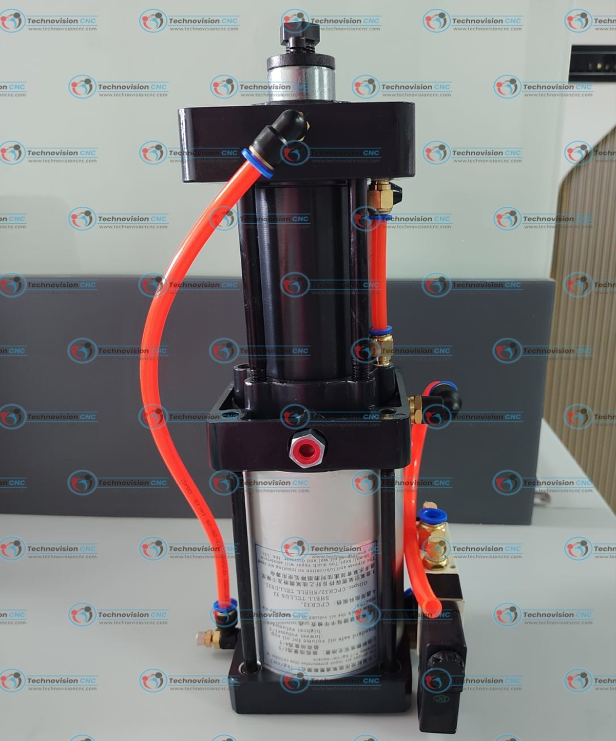 PNEUMATIC HYDROLIC BOOSTING CYLINDER